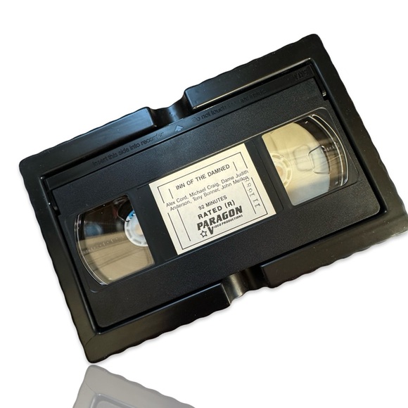 Inn of the Damned: Big Box Paragon Horror VHS: 80’s Horror: GUC: Collectible - Picture 6 of 6